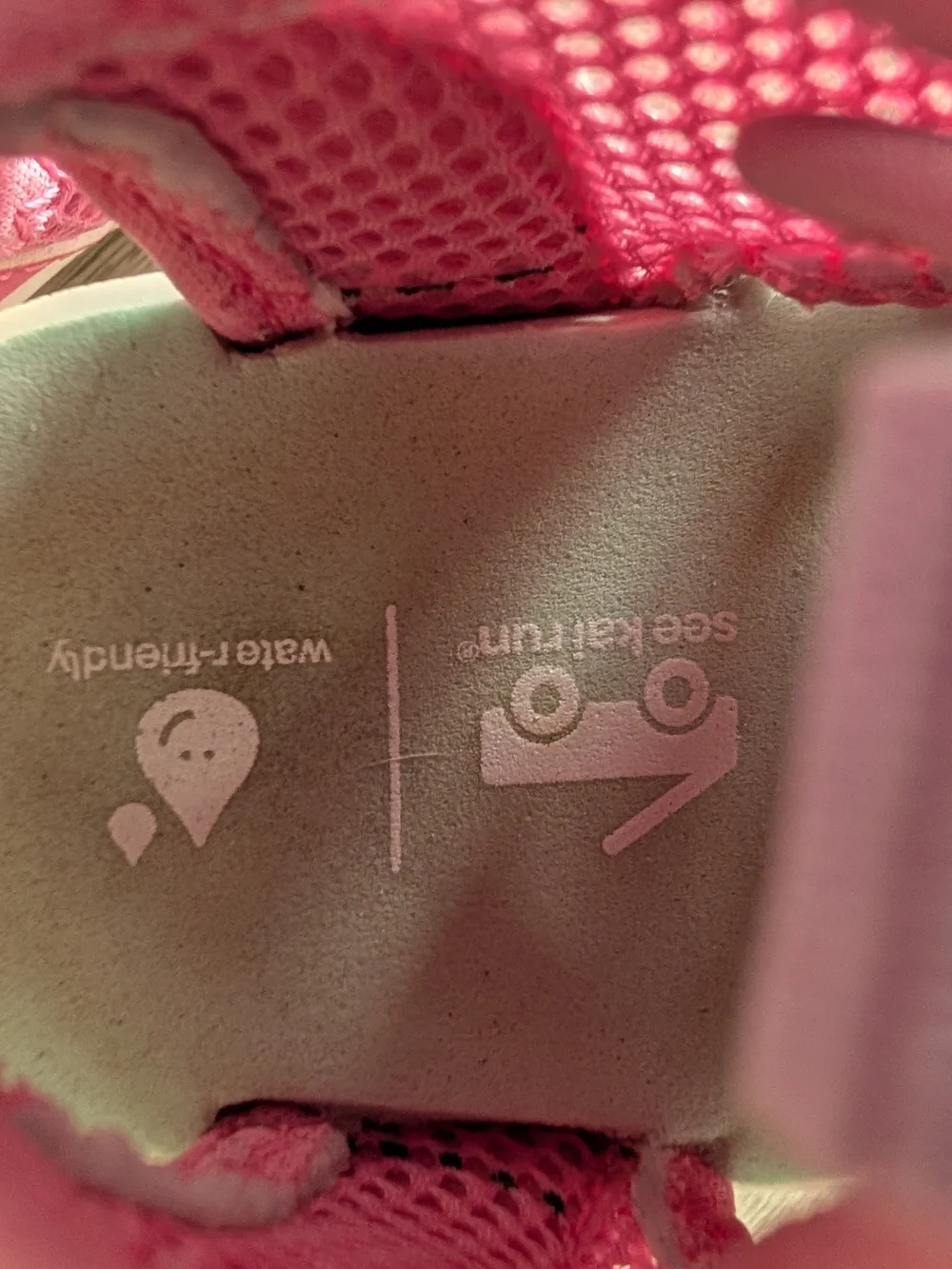 See Kai Run Aven Mini Hot Pink Baby Girls Water Shoes Size 4
